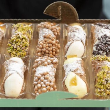 CANNOLI KIT - FILLED